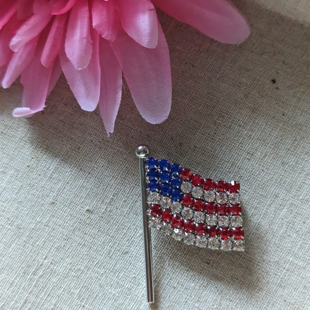 AMERICAN FLAG Rhinestone Embellished Brooch Pin